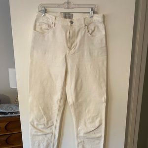 Everlane Cheeky high rise white jeans in size 31 tall